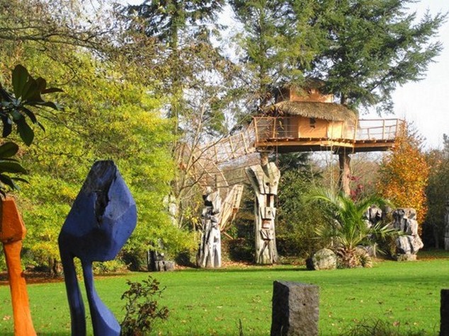 Les cabanes du jardin de pierre en Bretagne