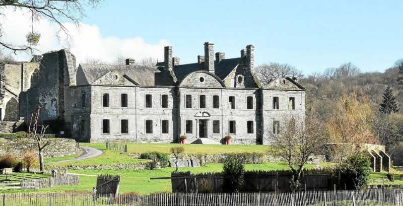 Abbaye de Bon Repos et son bâtiment du 18e siècle