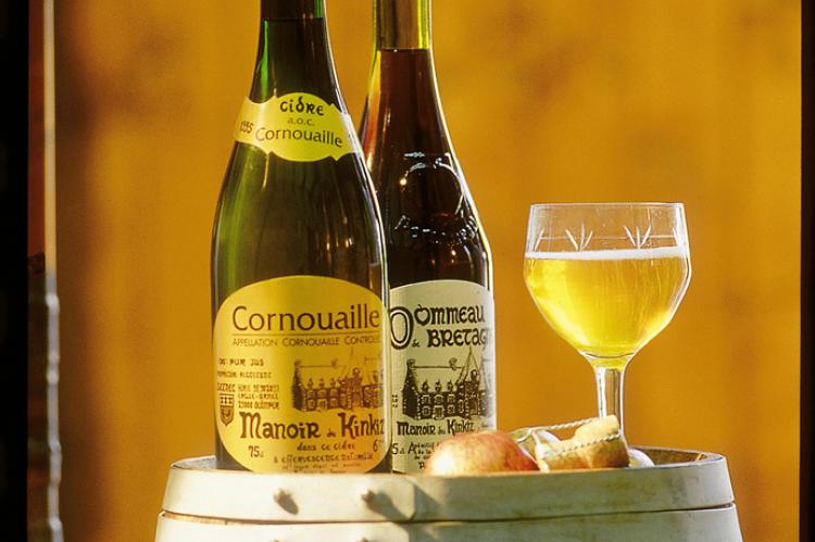 Le pommeau de Bretagne, un alcool breton parfait pour les entrées, fromages et desserts