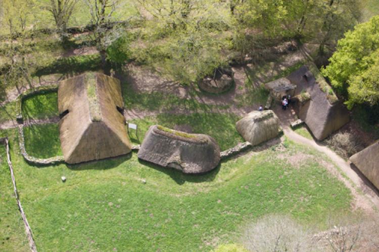 Le village de l'an mil à Melrand