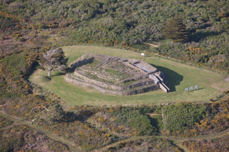 Cairn du Petit Mont à ARZON