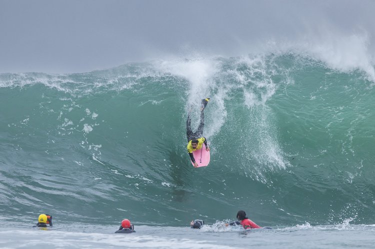 Annaëlle Challenge 2021 Dans l'enfer liquide de la vague Annaëlle