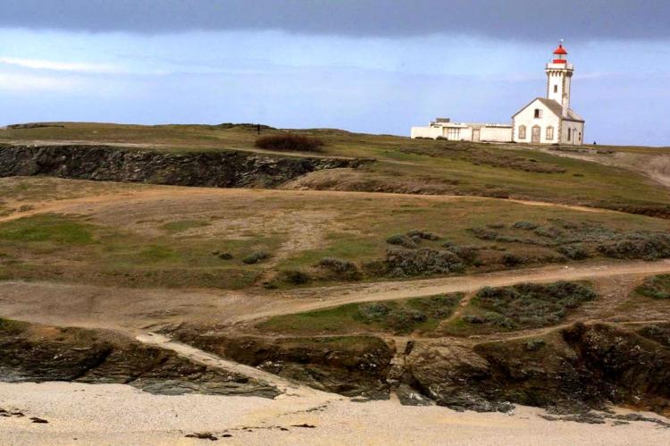 Le phare des Poulains Le phare des Poulains