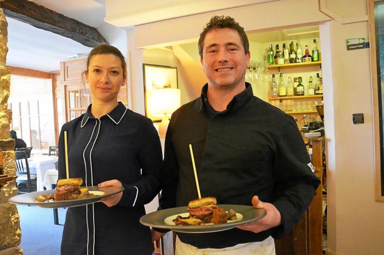 Erwan et Manuela, Le  Mutin Gourmand à Crozon (photo : Gwendal Hameury)