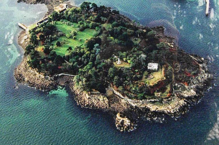 Ile Tristan Ile Tristan