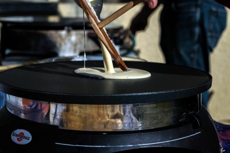La naissance de la crêpe ©Sylvain Jézéquel La naissance de la crêpe ©Sylvain Jézéquel