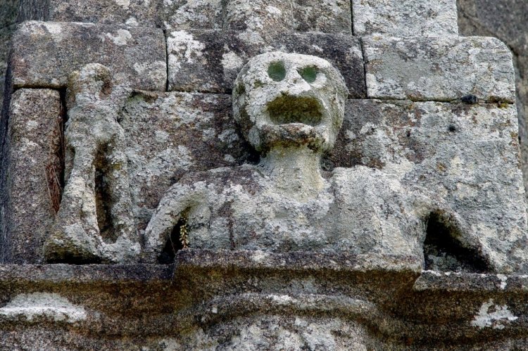 L'Ankou : personnification de la mort en Bretagne L'Ankou : personnification de la mort en Bretagne
