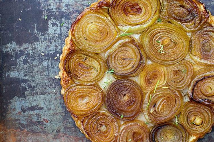 Tarte tatin aux oignons de Roscoff