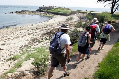 Sur la piste du sentier des douaniers