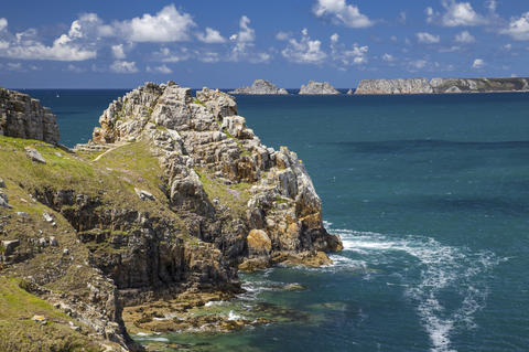 La pointe de Dinan à l'ouest de la presqu'île de Crozon