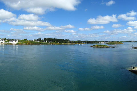 Panorama de la rivière d'Étel depuis le pont Lorois, vers l'amont.