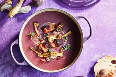 Soupe de pommes de terre violettes © Photo Bruno Barbier/North