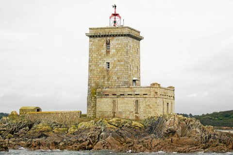 L'île Noire située en baie de Morlaix