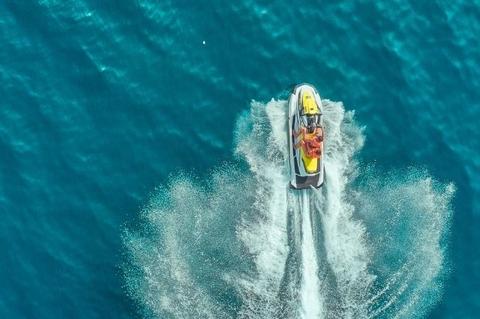 Les meilleurs endroits pour faire du jet ski en Bretagne