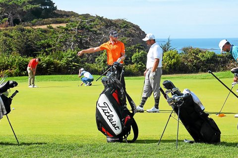 joueurs de golf en Bretagne