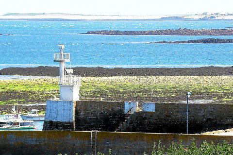 Molène. Un jour une île : le temps de vivre à Molène