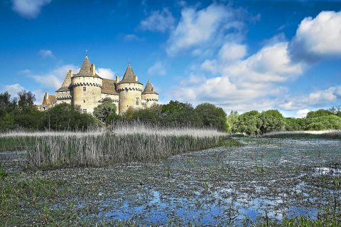 Château breton pour vacances de stars en Bretagne