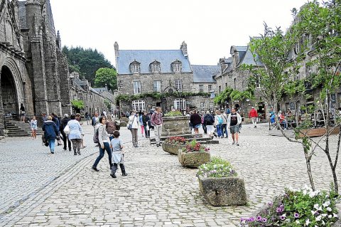 Visiter Locronan dans le Finistère